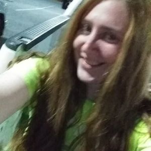 Meet your Posher, Edith